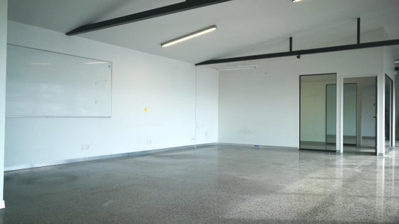 558485_3.jpg