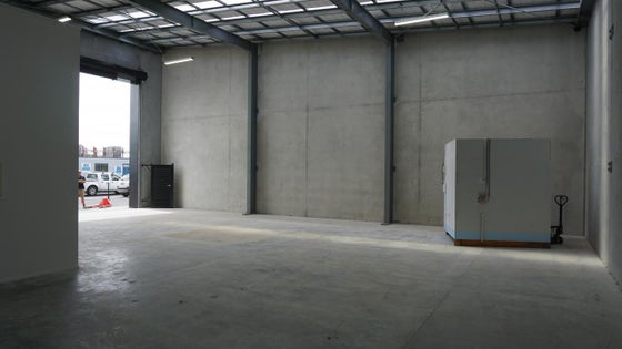 559147_3.jpg