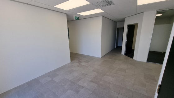 559544_2.jpg