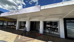 5805714_1.jpg