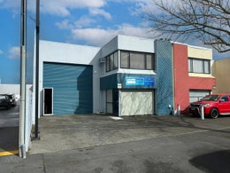5807183_1.jpg