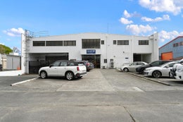 5807388_1.jpg