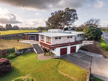 5863353_1.jpg