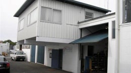 810156_1.jpg