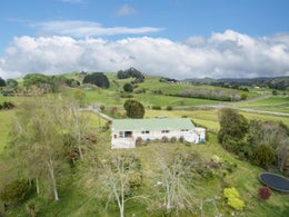 810743_1.jpg