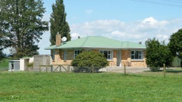 813958_1.jpg