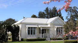 814946_1.jpg