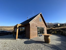 83000329_1.jpg