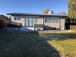 8300663_1.jpg