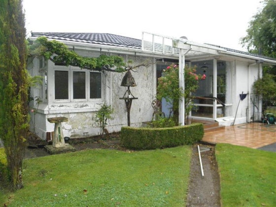 8400229_3.jpg