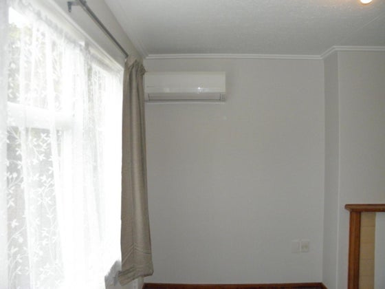 8400261_2.jpg